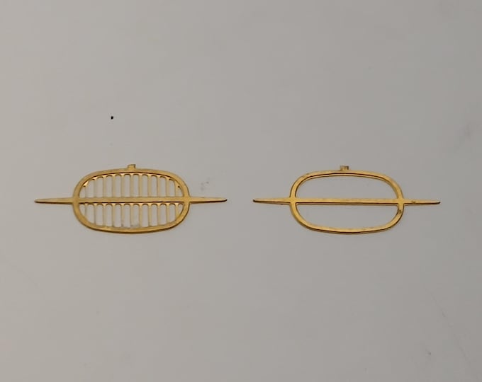 Photoetched front grilles (2 types) for Fiat 682 690 693 trucks by Nonomologati 1:87 H0