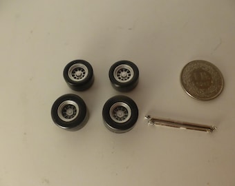 1:43 plastic wheels for Alfa Romeo 33tt3 and other Alfa Romeo racing cars of the 70s GMW044