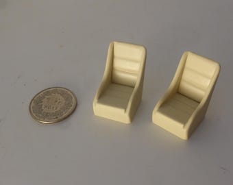 1:24 racing seats (2 pieces) for rally, sports, GT and touring cars of the 60s Abarth Fiat etc