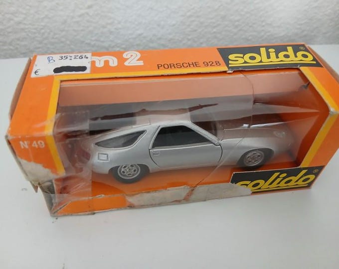 Solido Gam2 49 Porsche 928 in aluminium colour with black interiors 1:43 vintage diecast model