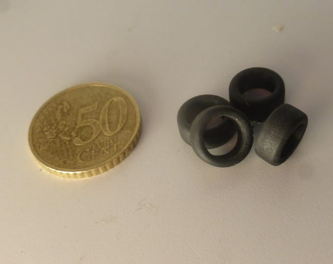 1:43 scale set of 4 slick tires for small Formula Touring and Sport cars mm 11.24x5.07 GMT008