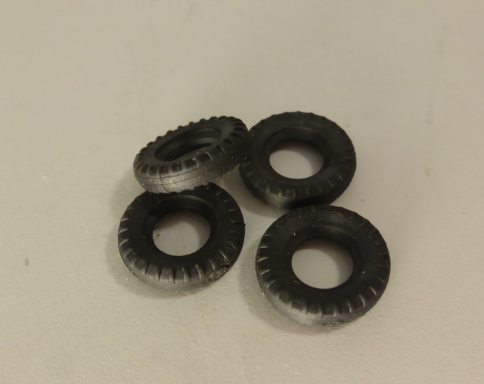 set of 4 tires to restore old 1:43 diecasts (Dinky Fiat 600, Opel Kadett, R4, Mini, Herald) - black mm 12.80x3.05 - 3MJA catalogue n.855