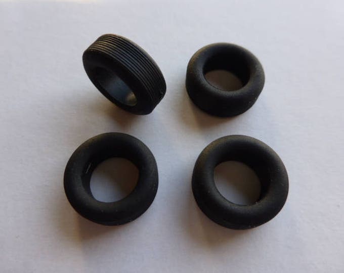 Set of 4 tires, threaded - Model car accessories - Scale model tires - 1:43 mm6.3x9.5x15.5 #4325