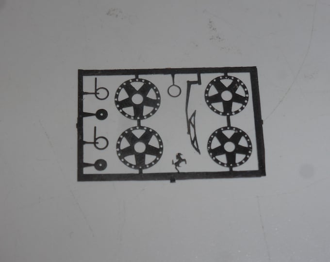 1:43 photoetched set for Ferrari competition cars of the 70-80s etc with Gotti inner rims, hooks, wiper etc