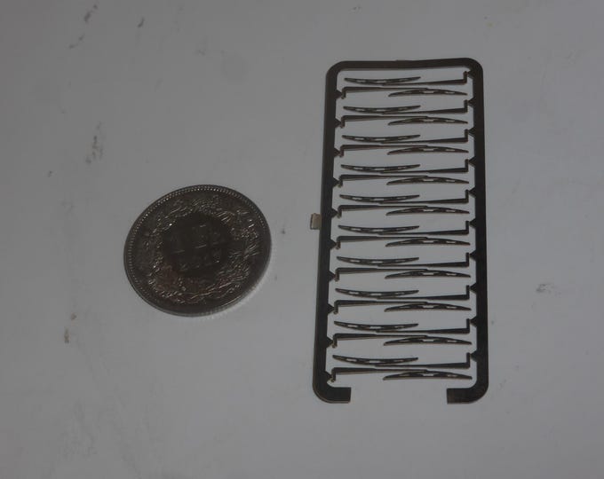 1:43 photoetched windscreen wipers for vans, trucks and buses standard type pack of 10 couples mm 20.00 (short blade)