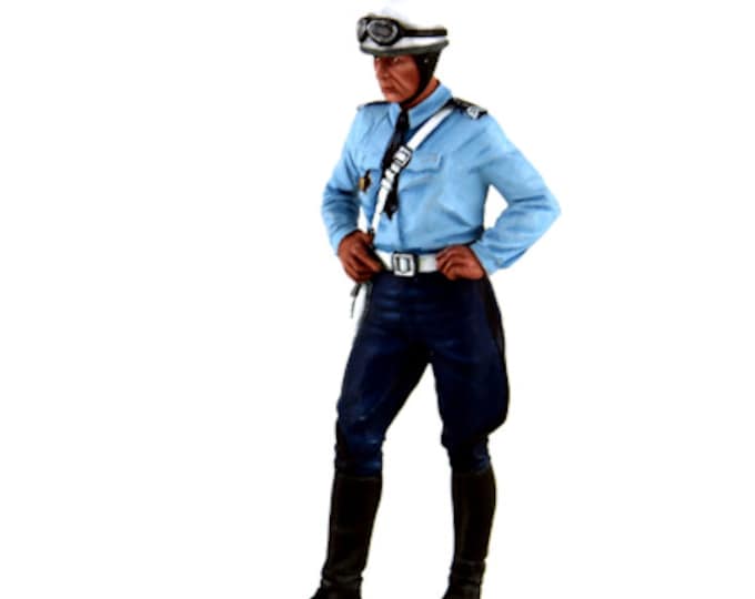 French policeman biker (1975-1980) 1:18 high quality figure Le Mans Miniatures FLM118036-P1