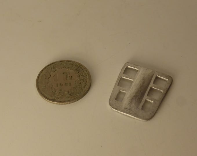 1:43 scale white metal engine hood for Ferrari 250 GTO 1962 (6-louvres configuration)