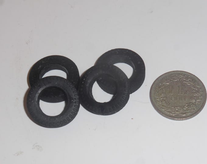 1:43 scale set of 4 treaded tires for vans and trucks mm 20.85x4.95 GMT019