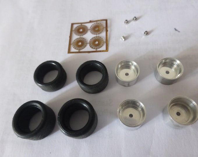 high definition 1:43 BBS 16" wheels (gold) for Porsche 956 and other Group C cars Horbra ZR0211