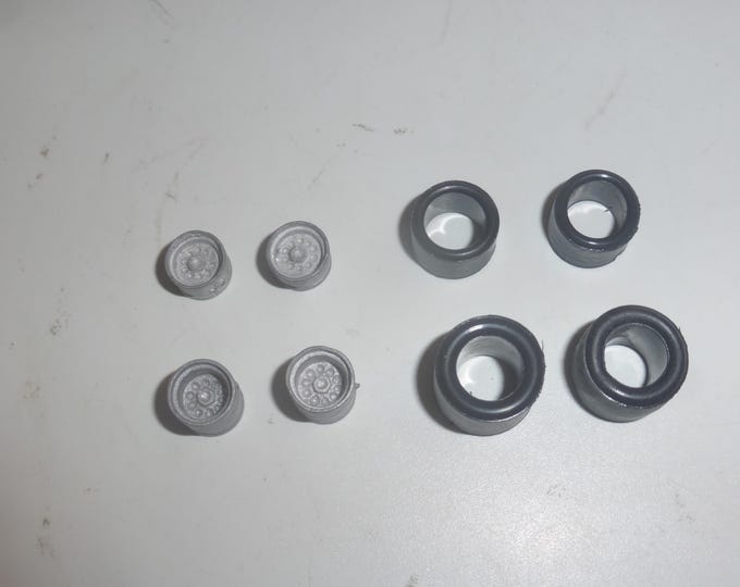 1:43 white metal wheels (and rubber tires) for Alfa Romeo 33 and other Sport Prototypes of the 60-70s FDS production #5