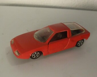 Norev 1:43 plastic series Citroen GS Camargue Bertone red mint conditions vintage model car