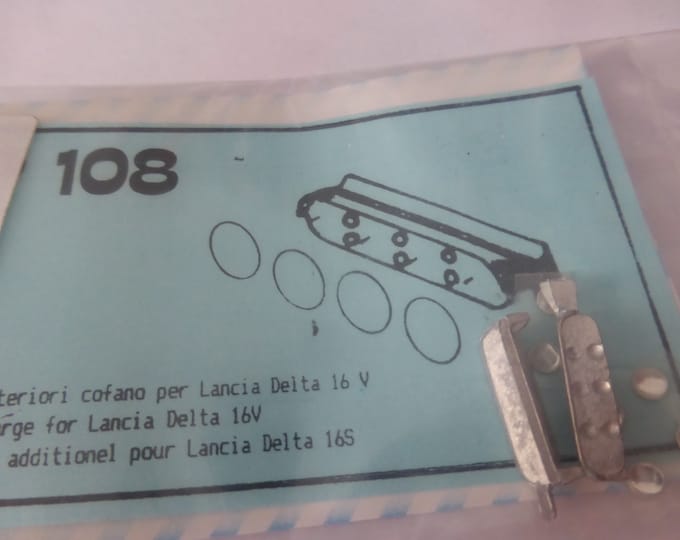 1:43 scale white metal supplementary headlights racks (2 pieces) for rally cars Lancia Delta 16v etc Tron SP108