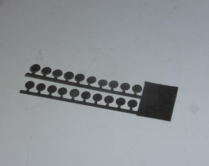 photoetched flat roundels (pack of 20pcs) mm 3.00 for many uses fit 1:43 modelcars and so on
