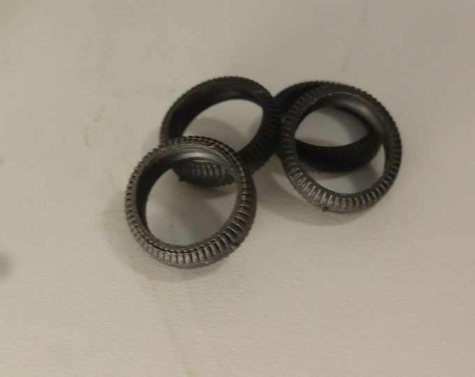 set of 4 tires to restore old 1:43 diecasts or for modern models (Norev etc) - black mm 14.60x3.70 - SL007