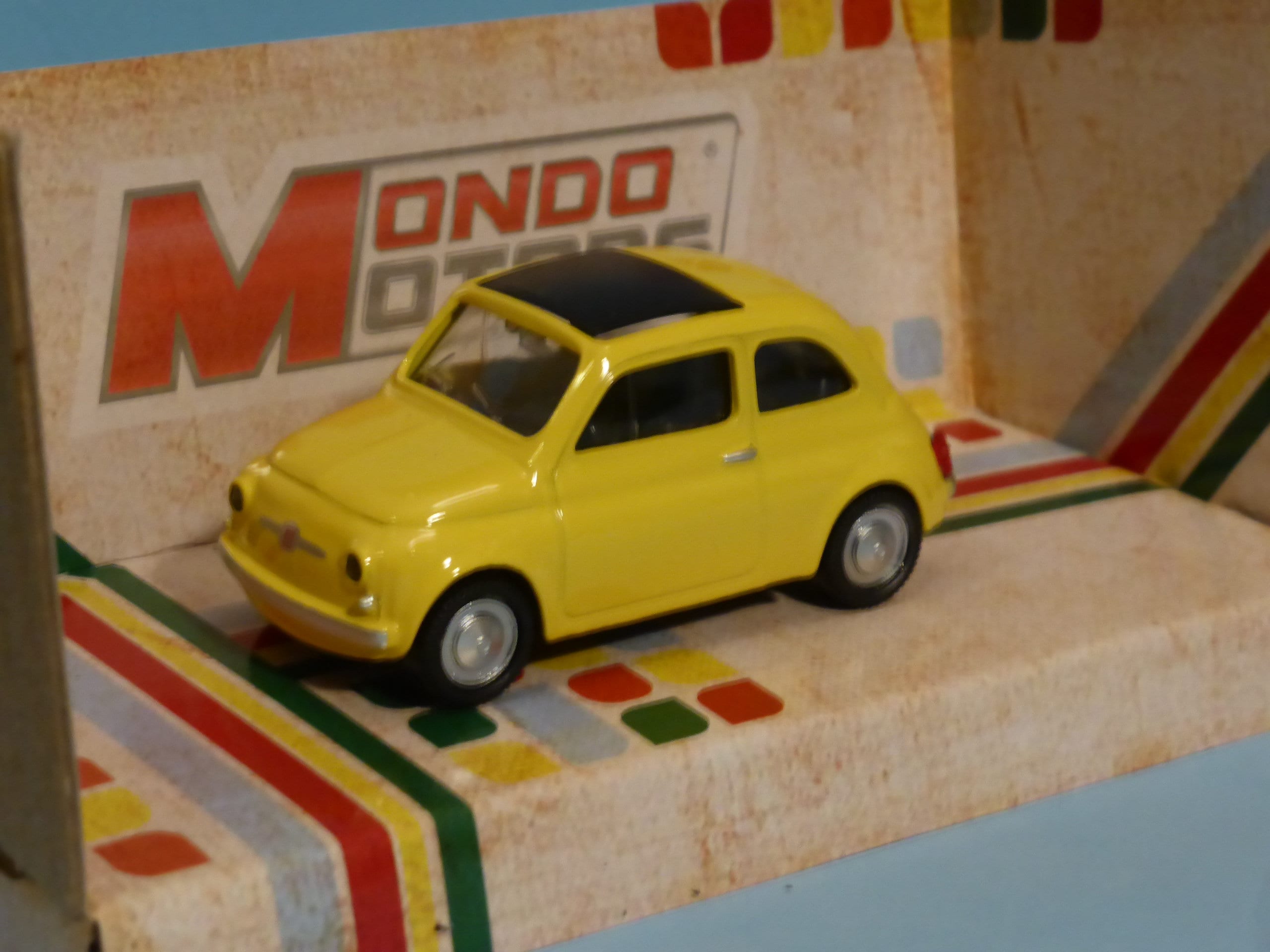 1/43 FIAT Nuova 500 Miniature Model(MUSEO 500 Version/Yellow) by FIAT 500  CLUB ITALIA : Italian Auto Parts & Gadgets Store