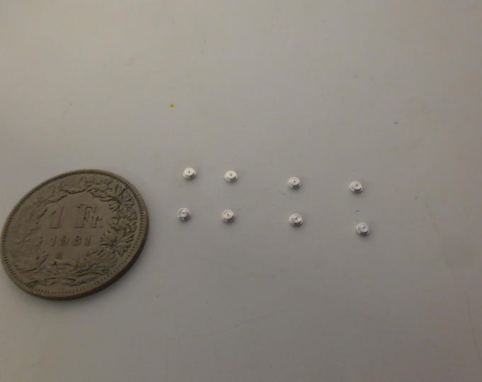 1:43 machined aluminium central knobs for wire wheels etc (mm 2.10 diameter), set of 8 pieces