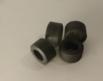 1:43 scale set of 4 treaded tires for F.1 and big sport prototypes mm 15.45x9.78 GMT004