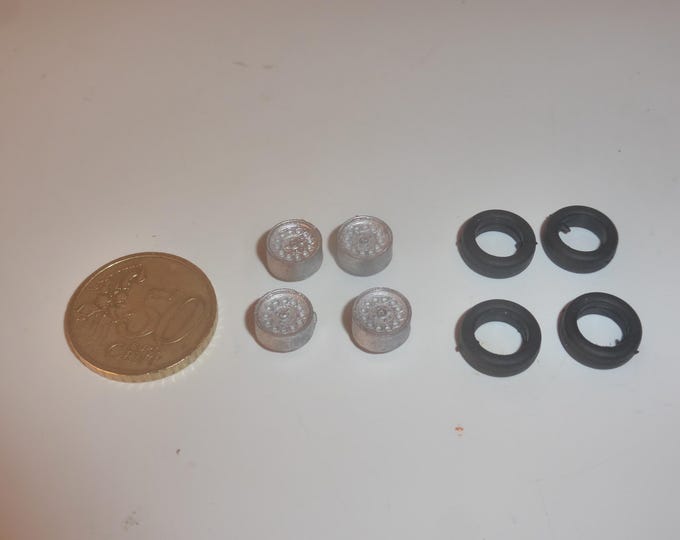 1:43 white metal wheels (and rubber tires) for Alfa Romeo Giulia GTA TZ2 33 and other Alfas of the 60-70s GMW025