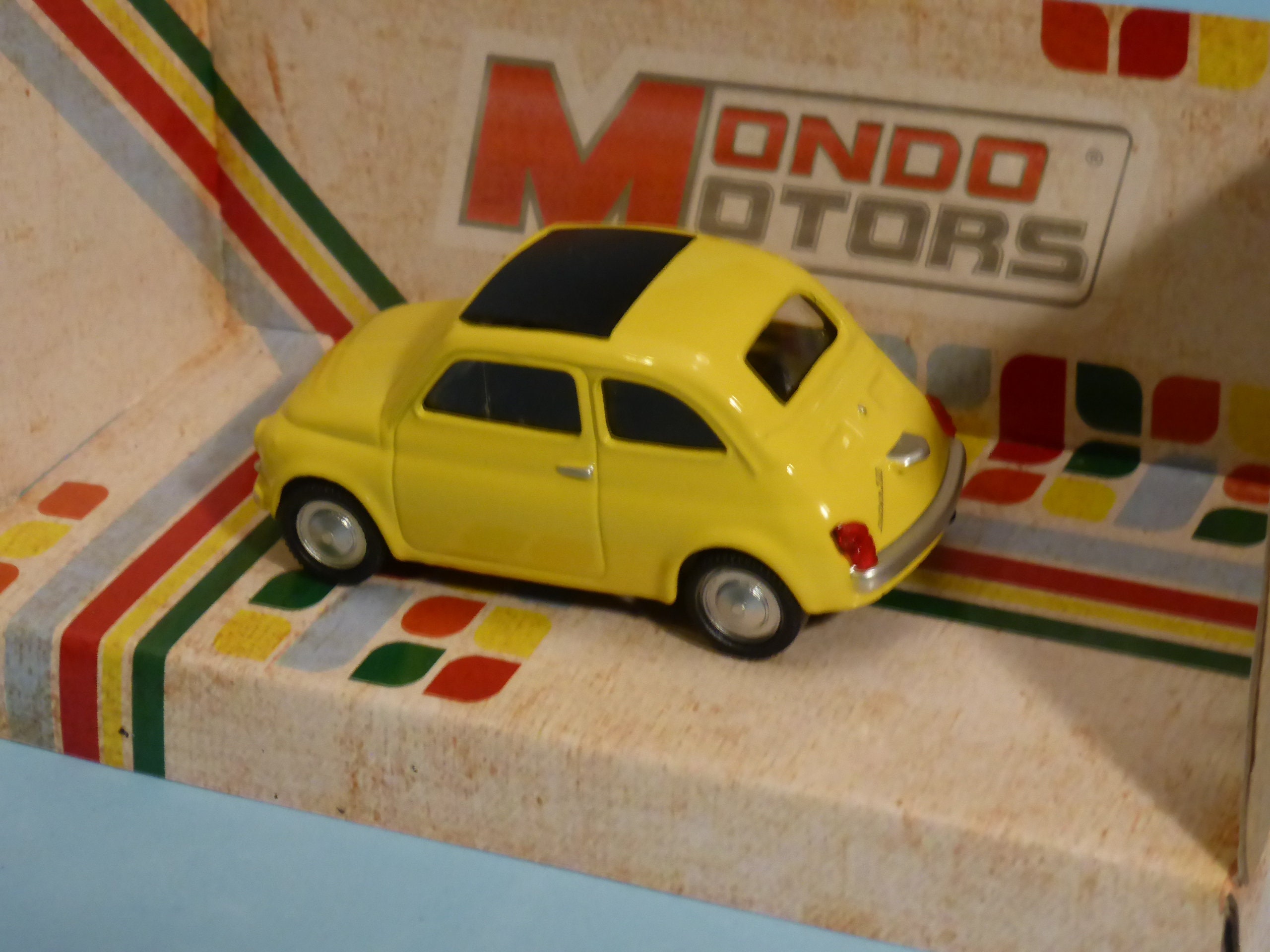 1/43 FIAT Nuova 500 Miniature Model(MUSEO 500 Version/Yellow) by FIAT 500  CLUB ITALIA : Italian Auto Parts & Gadgets Store