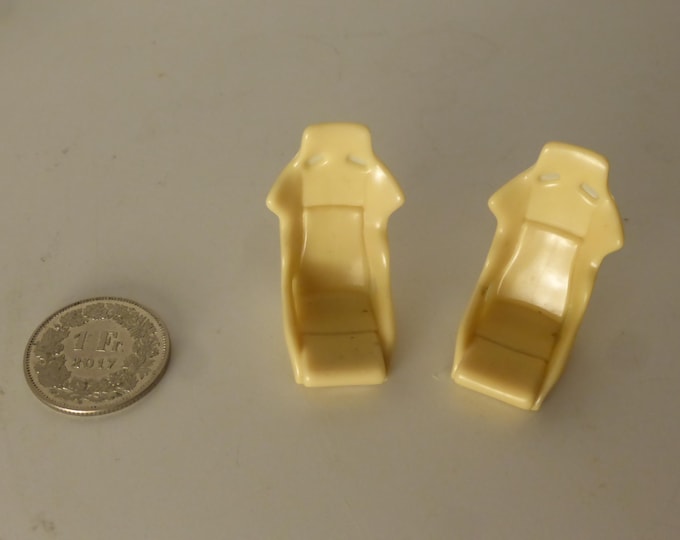 1:24 racing seats (2x) with head rest for rally, GT and touring cars of the 90-2000s