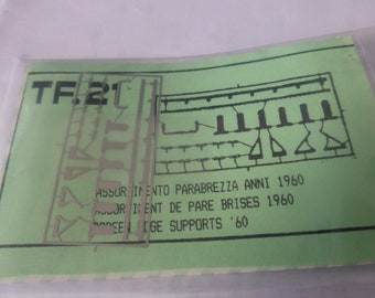Pack of photoetched frames and supports for windscreens of 50s single seaters 1:43 scale Tron TF21
