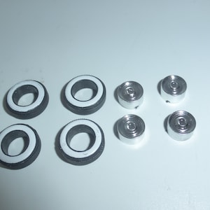 1:43 plastic chromed wheels for American cars of the 50-60s (tire with white side) Tron A69