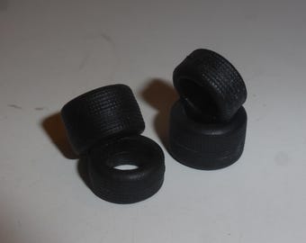 Set of 4 treaded tires for Ferrari 330 P4 412P Porsche prototypes of the 60-70s Remember production (see sizes in the text)