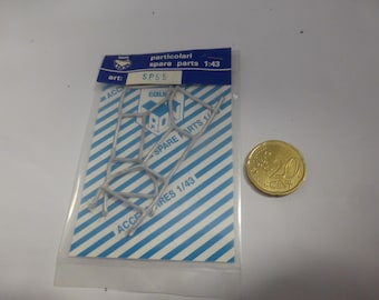 1:43 white metal integral rollbars (2 pieces) to fold Tron SP55