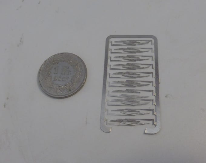 1:43 photoetched windscreen wipers for cars, vans and trucks standard type pack of 10 couples mm 18.00 (short blade)
