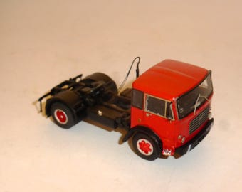 OM 150 Tractor Unit special built nonomologati on Comet base 1:87 H0