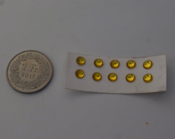 pack of 10 lights (clear yellow) for model cars and other models mm 4.5 round Remember L11