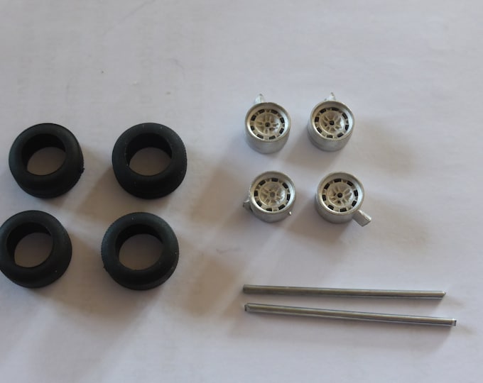white metal 1:43 Campagnolo wheels (smaller) for Fiat Abarth racing cars and other sportscars of the 60/70s Carrara Models 35