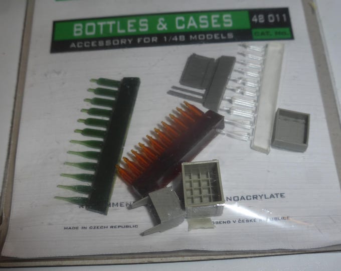 1:48 (also fit 1/43 scale) bottles of 3 colours and cases Calibre48 production 48-011