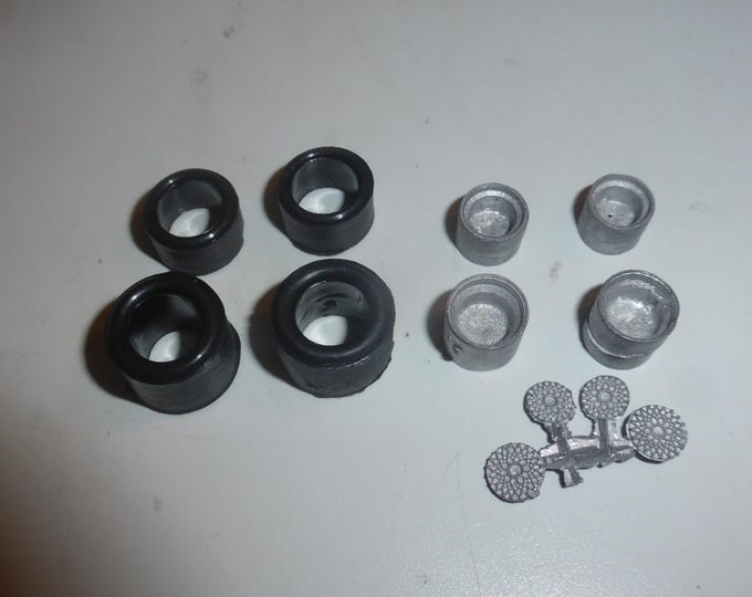 1:43 white metal BBS wheels (and rubber tires) for racing GT, Silhouette and Touring cars of the 70s FDS production #16