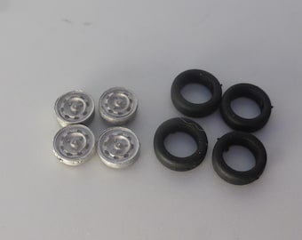 1:43 white metal wheels (and rubber tires) for cars of the 70-80s GMW021