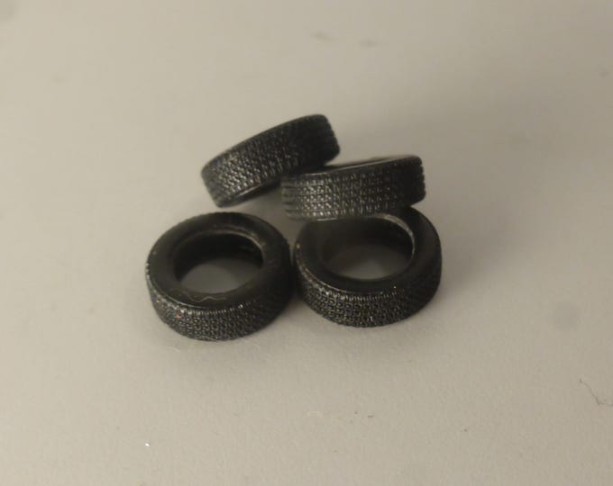 1:43 scale set of 4 treaded tires for touring and small GT cars mm 13.30x4.60 GMT003