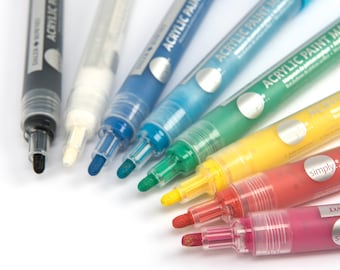 Daler Rowney Acrylic paint markers