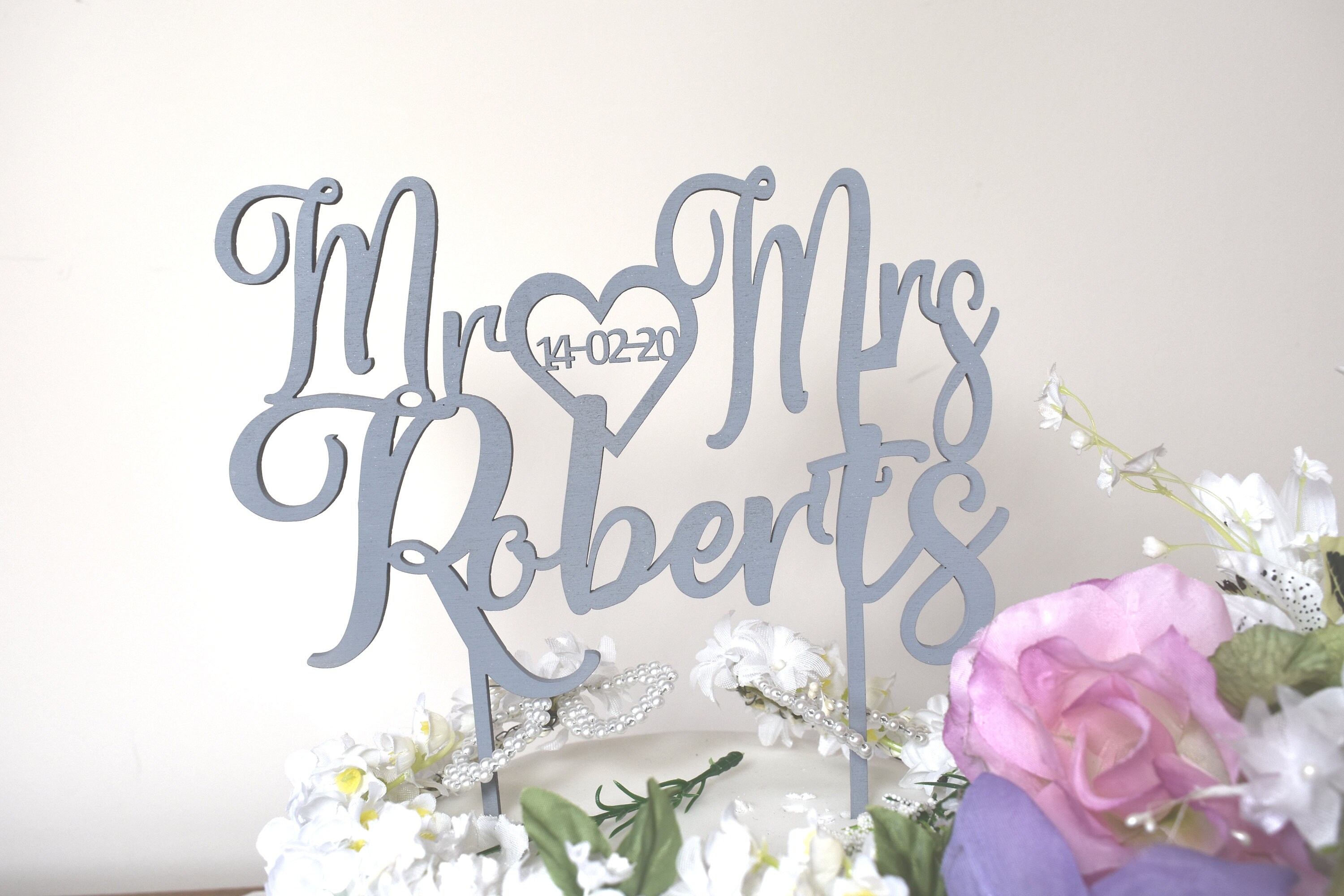 Wedding cake topper personalised, Mr & Mrs dated calligraphy cake top…