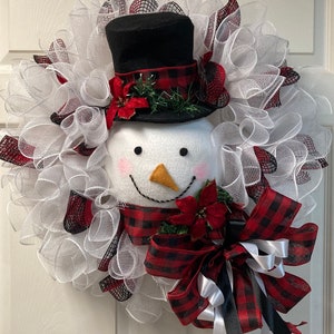 Snowman wreath for front door, Winter wreath, Buffalo plaid Snowman, Christmas wreath, Snowman, Christmas wreath.