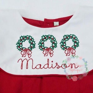 mini wreath with bow and berries vintage stitch, quick, sketch embroidery design