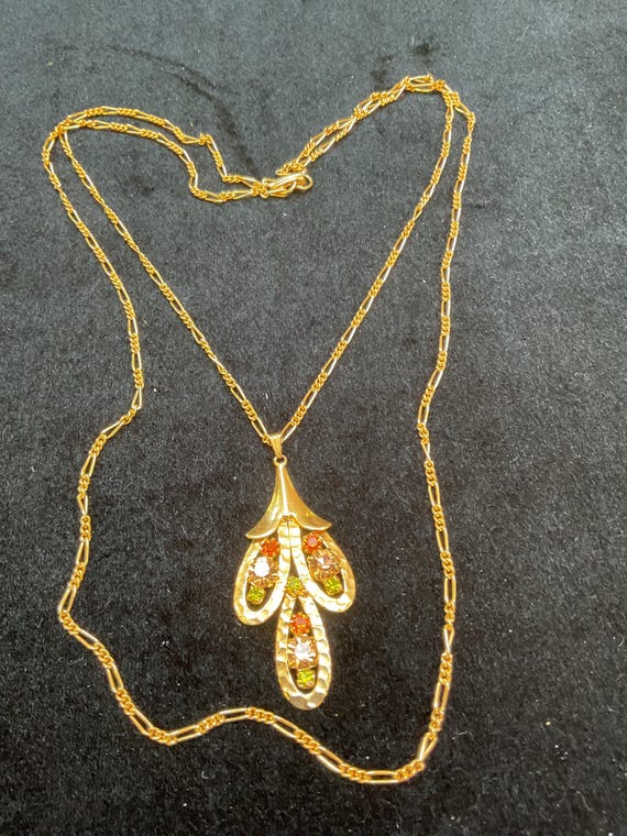 Pendant necklace