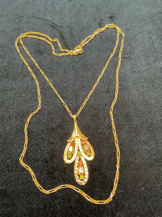 Pendant necklace View 2