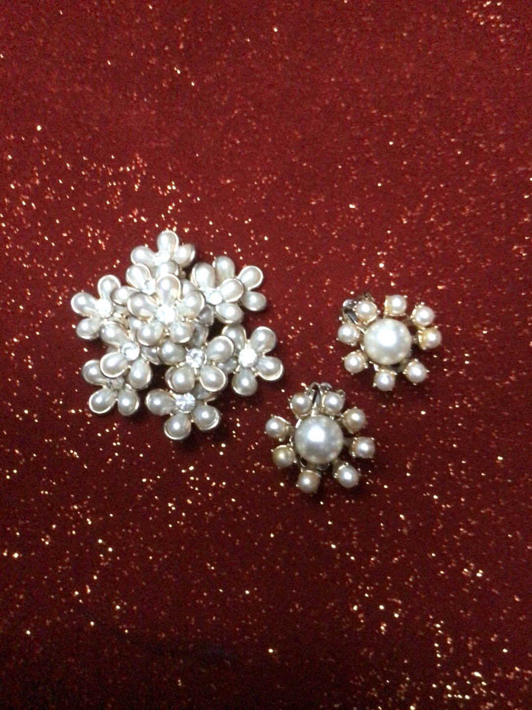 Boucles D'oreilles Clips Vintage Signées CORO - Or Effet Diamanté Avec Perles - Parfait état