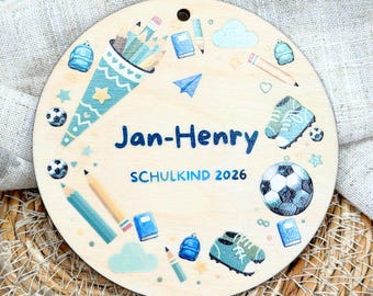 Schultüten Anhänger personalisiert aus Holz, Schulkind 2026 Deko Schild, Einschulung Geschenk Junge Fußball