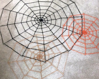 Toile d'araignée au crochet. Décoration d'Halloween. Toile d'araignée. Toile noire, blanche ou rose pailleté. SUR COMMANDE