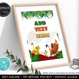 Op de afbeelding: Printbare poster met Simba, Pumbaa en Timon uit The Lion King. Het poster heeft een groene, bruine en rode jungle achtergrond met de tekst "ADD TEXT HERE" in goud, oranje en rood.