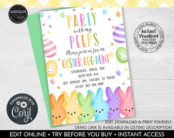 Puede incluir: Invitación imprimible para una fiesta de Pascua con fondo blanco y confeti de colores. La invitación presenta un grupo de personajes de caramelos Peeps de color pastel y el texto "Party with my Peeps. Please join us for an Easter Egg Hunt".