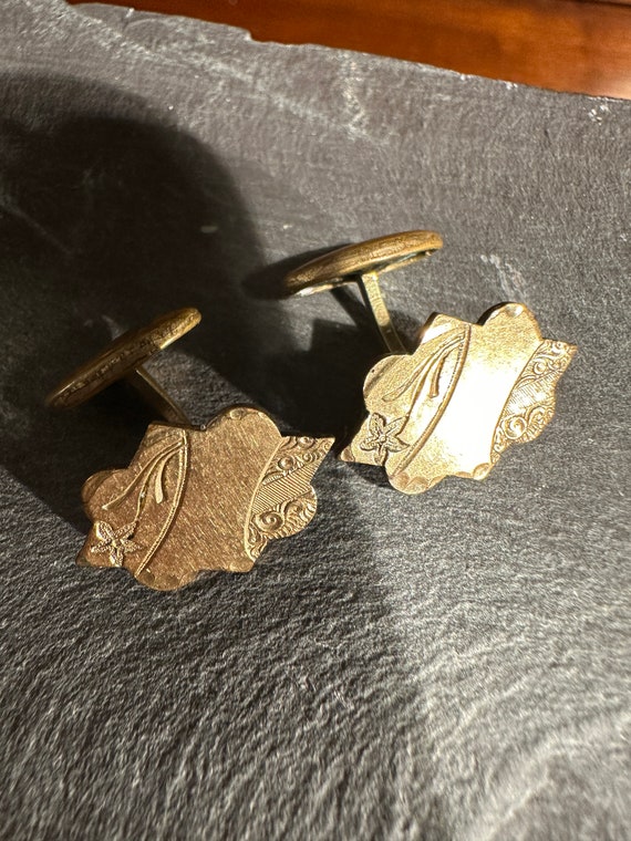 Antique Gold Etched Cufflinks