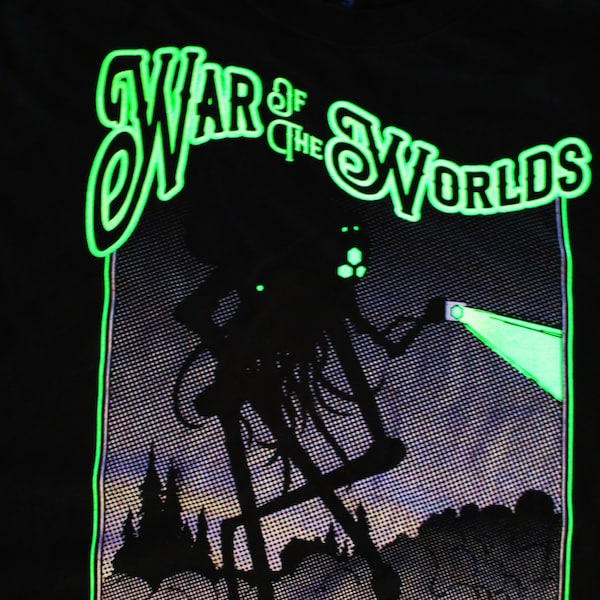 WAR of the WORLDS  Glow in the Dark on Black tee shirt