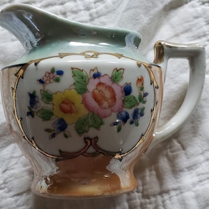 Delicate Lusterware Creamer Made In Japan